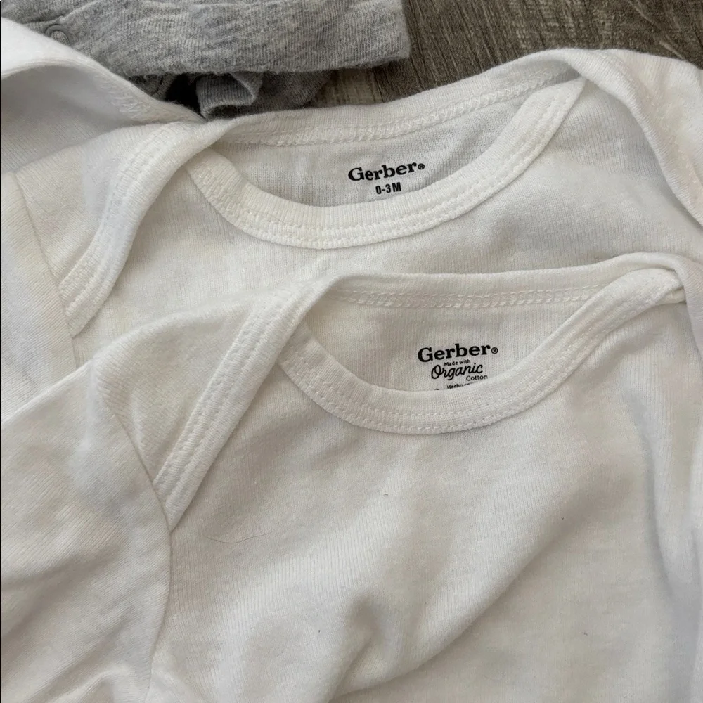 Lot of 11 baby boys 0-3M clothing and onsies sets
